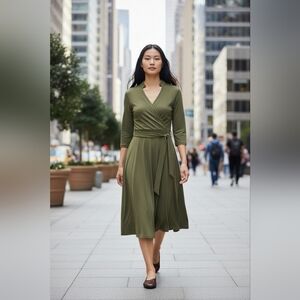 Oxiuli Fashion Elegant Chic Olive Green Women's Medium Dress NWT